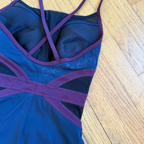 Sweaty Betty Zip Front One Piece Swimsuit - XS - Picture 6 of 8